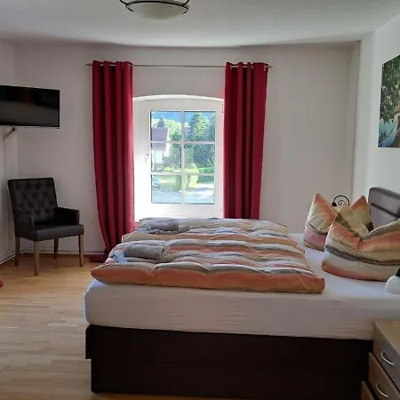 Gutshofwohnung Hofblick * Klein Upahl