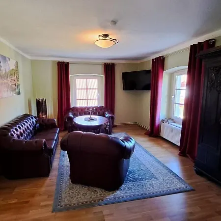 Gutshofwohnung Hofblick דירה Klein Upahl